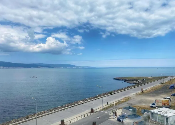 Apartment Sea View In Paradiso Nessebar